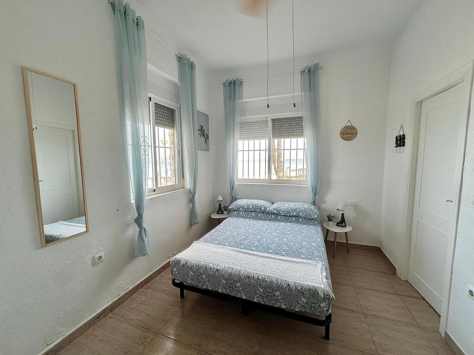 Apartamento Mar Menor, Los Urrutias - Beachfront Apartment With Patio Under New Management Since July 2024 Cartagena Bagian luar foto